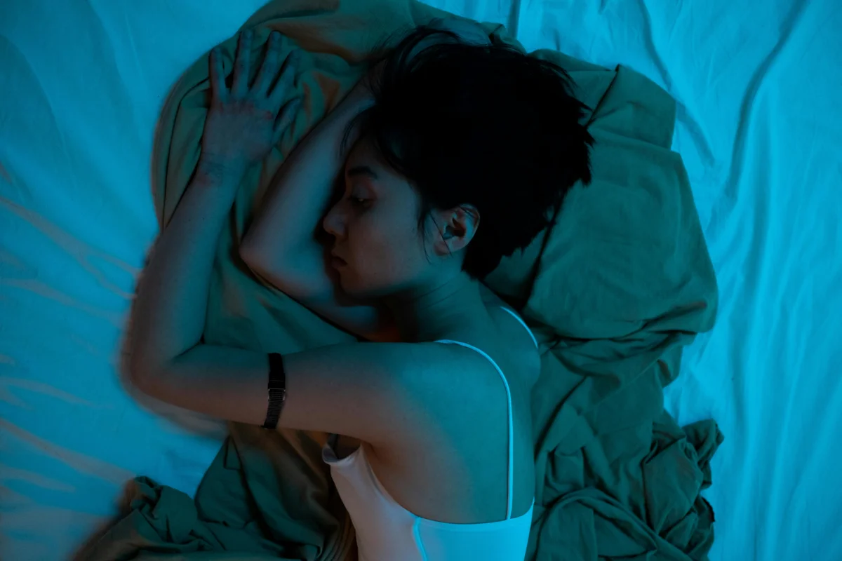 Peaceful sleep tracking with UNSEEN device